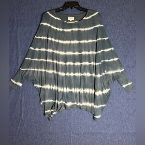 Mud Pie Gray  & White Tie-Dye Dolman Tunic